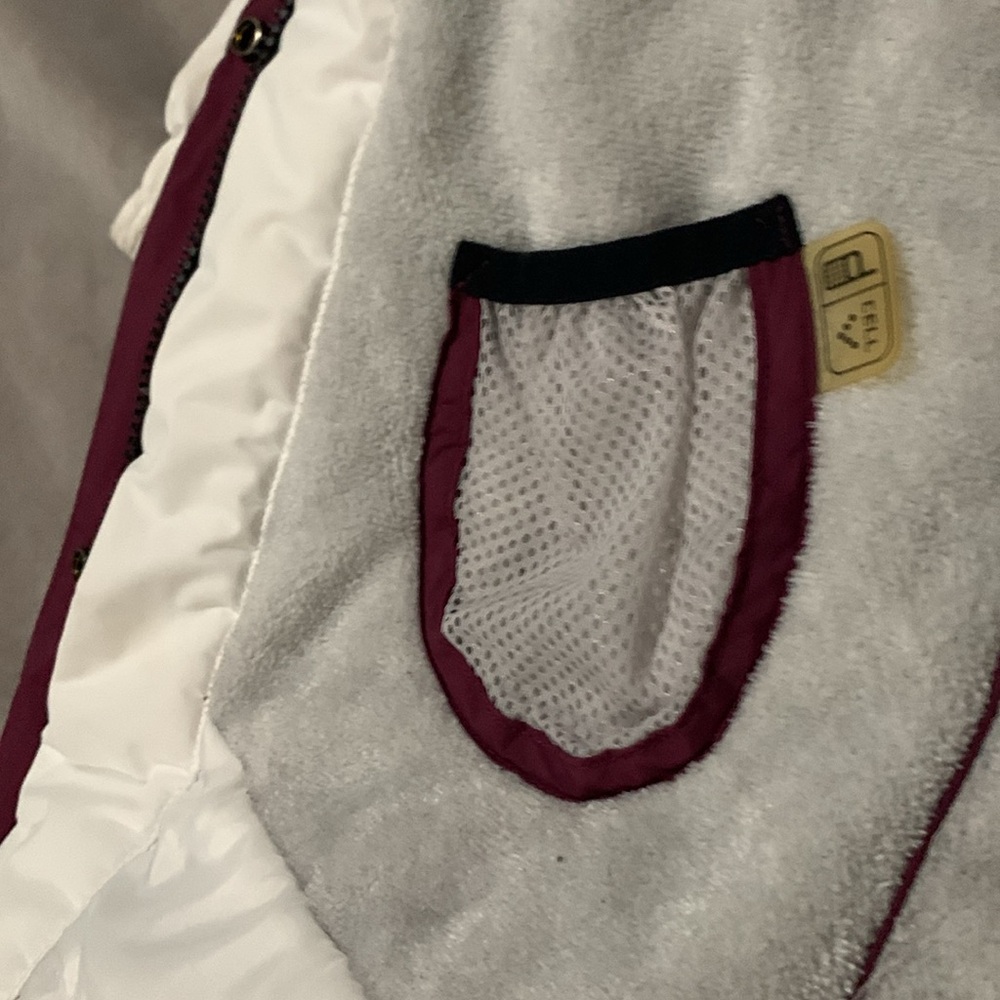 Columbia ski jacket L *missing hood - Picture 15 of 15